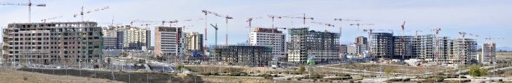 Aspecto de las obras de urbanización y construcción en Valdebebas en 2013