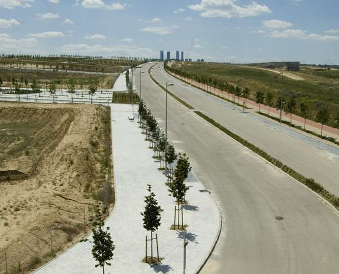 El anillo perimetral, en Valdebebas Construcción Valdebebas