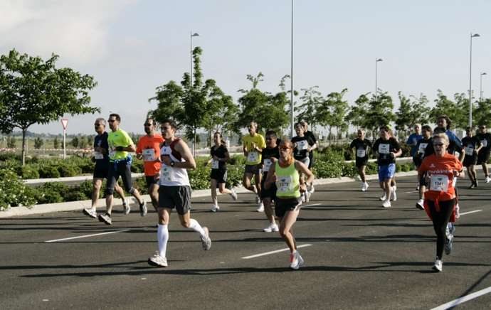 En plena carrera Primer Duatlón Popular Benéfico Valdebebas