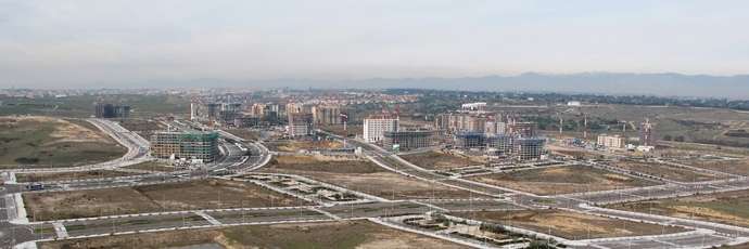 Foto aérea de la construcción de viviendas en Valdebebas, Madrid, en 2012