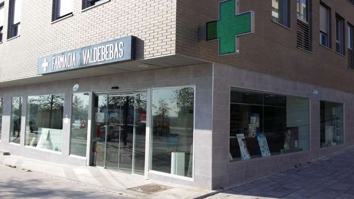 farmacia-calle-luis-moya-blanco-valdebebas-madrid